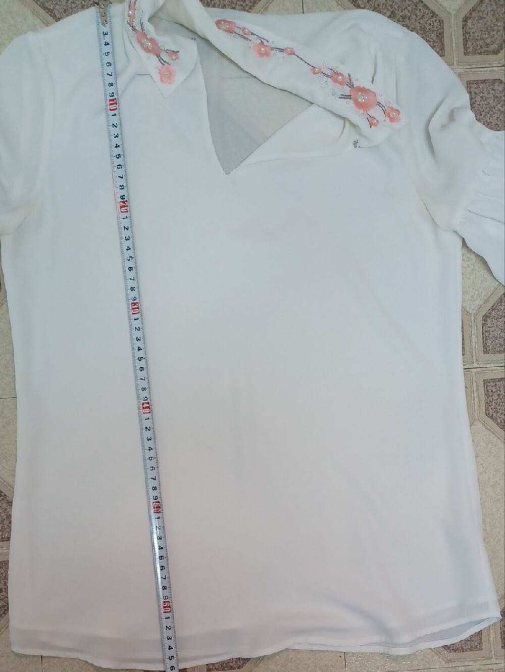 Tristan Cream Blouse with Pink Embroidered Collar - Picture 7 of 9